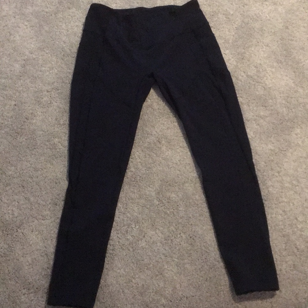 Lululemon (All the Right Places)